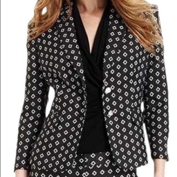 Vince Camuto Jackets & Blazers - VINCE CAMUTO Black and White Geometric Blazer Jack
